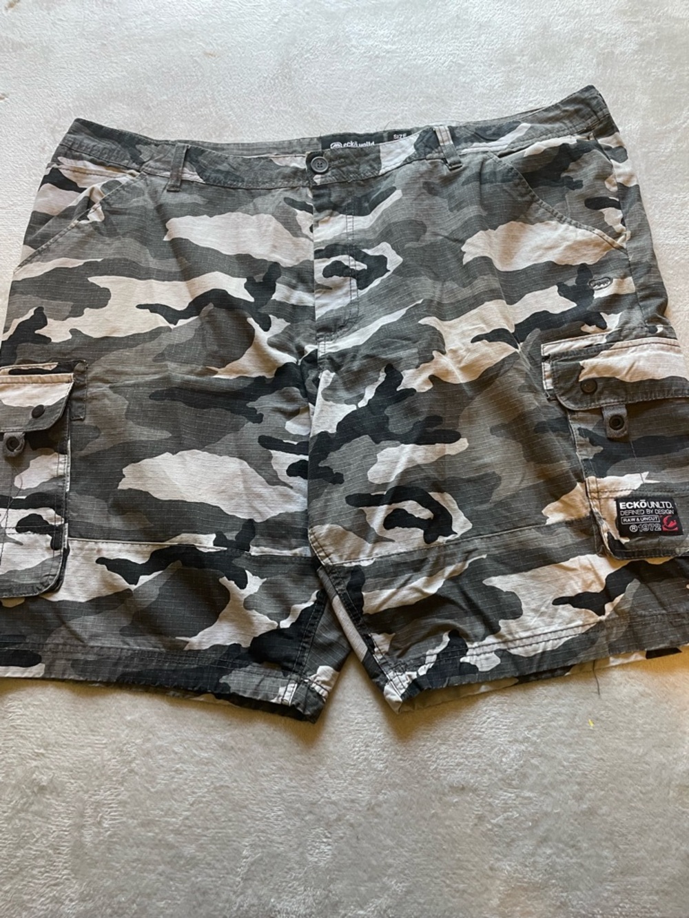Ecko Unltd Beveler Cargo Shorts Mens 46 Gray Camo Ripstop - Picture 1 of 4